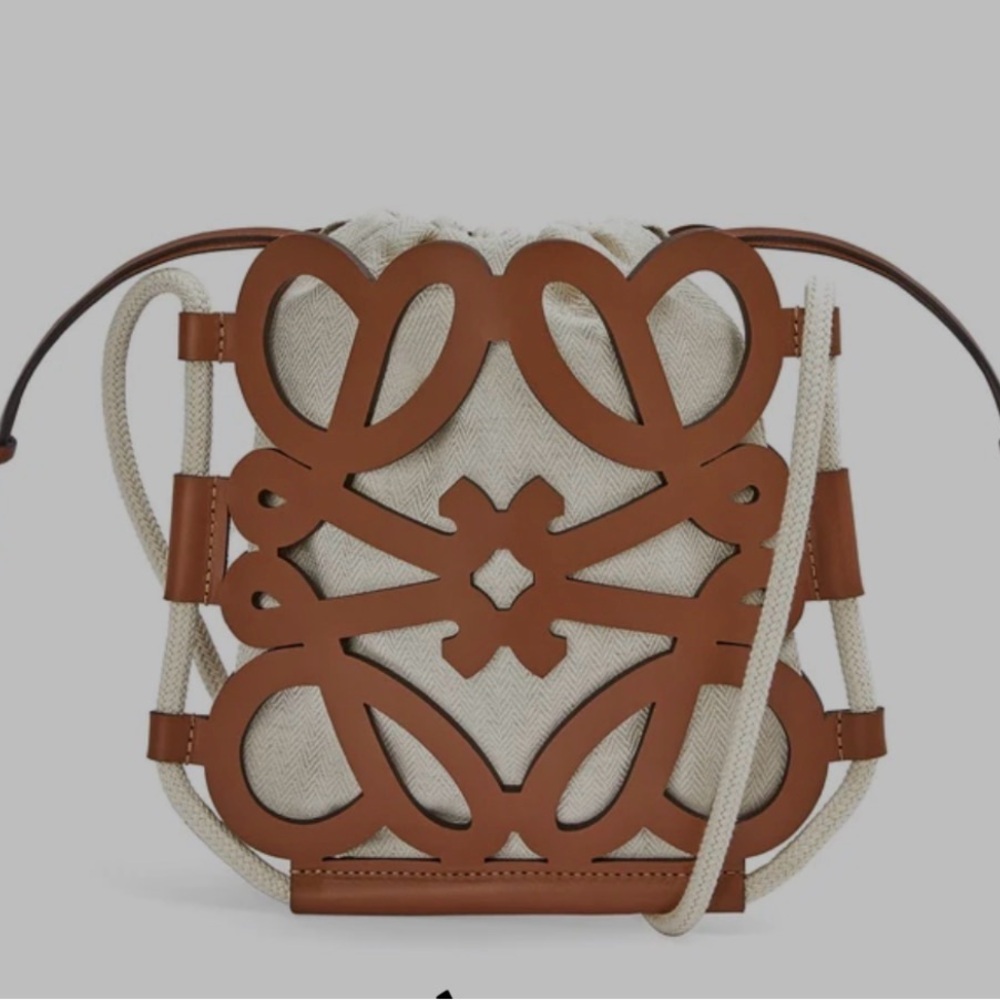 Loewe Anagram Crossbody Bag - Picture 3 of 5